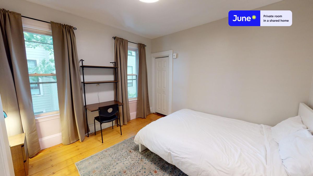 Pictures of  property for rent on Prospect St., Boston, MA 02139