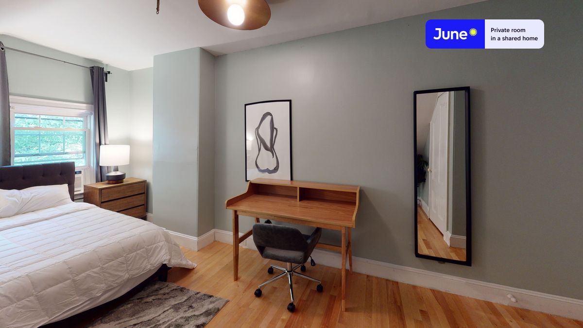 Photos of apartment on Putnam Ave.,Boston MA 02139