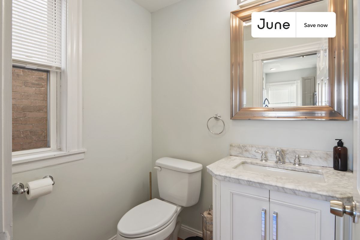 Photos of apartment on Linden St.,Boston MA 02134