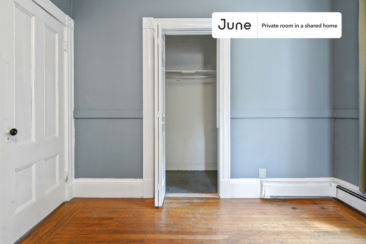 Photos of apartment on Easton St.,Boston MA 02134