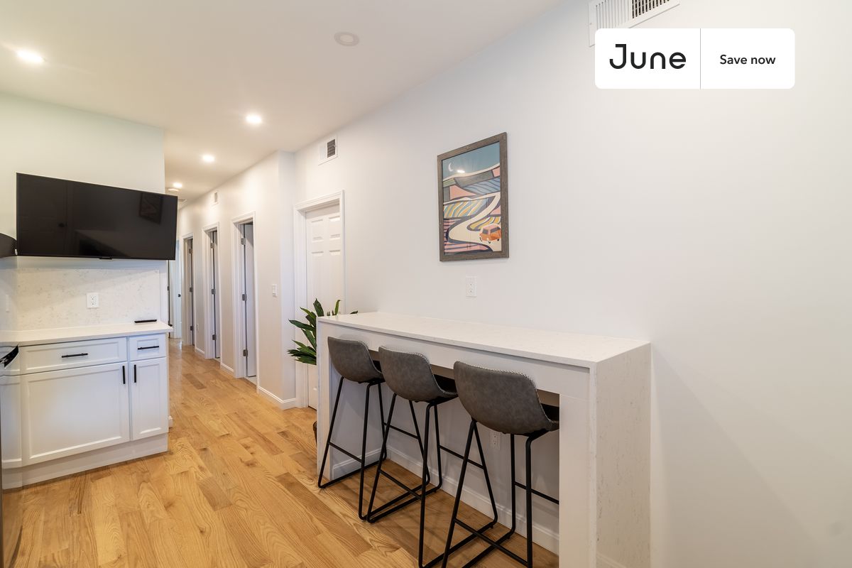 Photos of apartment on Mount Vernon St.,Boston MA 02125