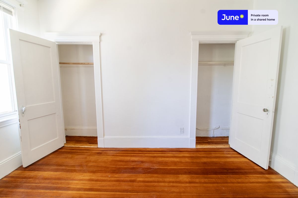 Photos of apartment on Michigan Ave.,Boston MA 02121