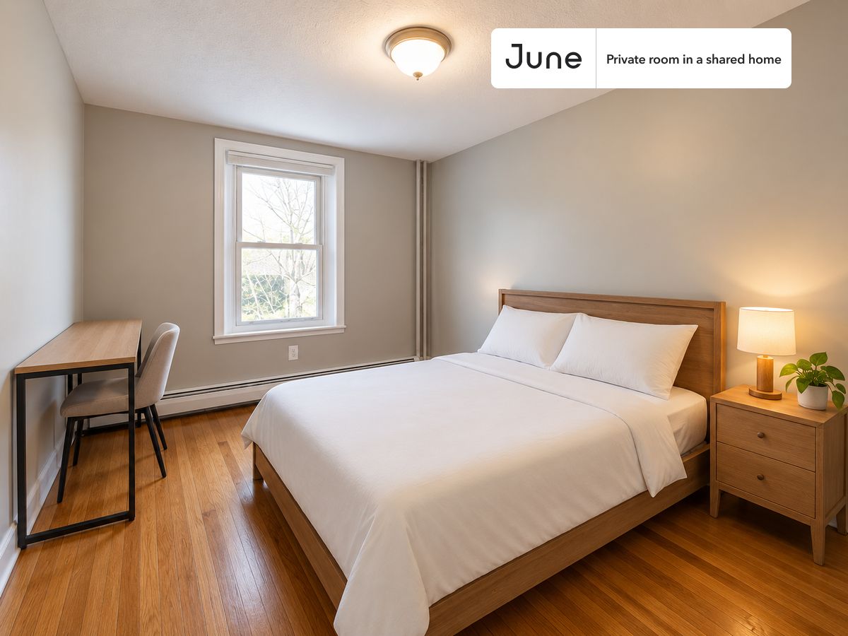 Pictures of  property for rent on Bacon St., Boston, MA 02458
