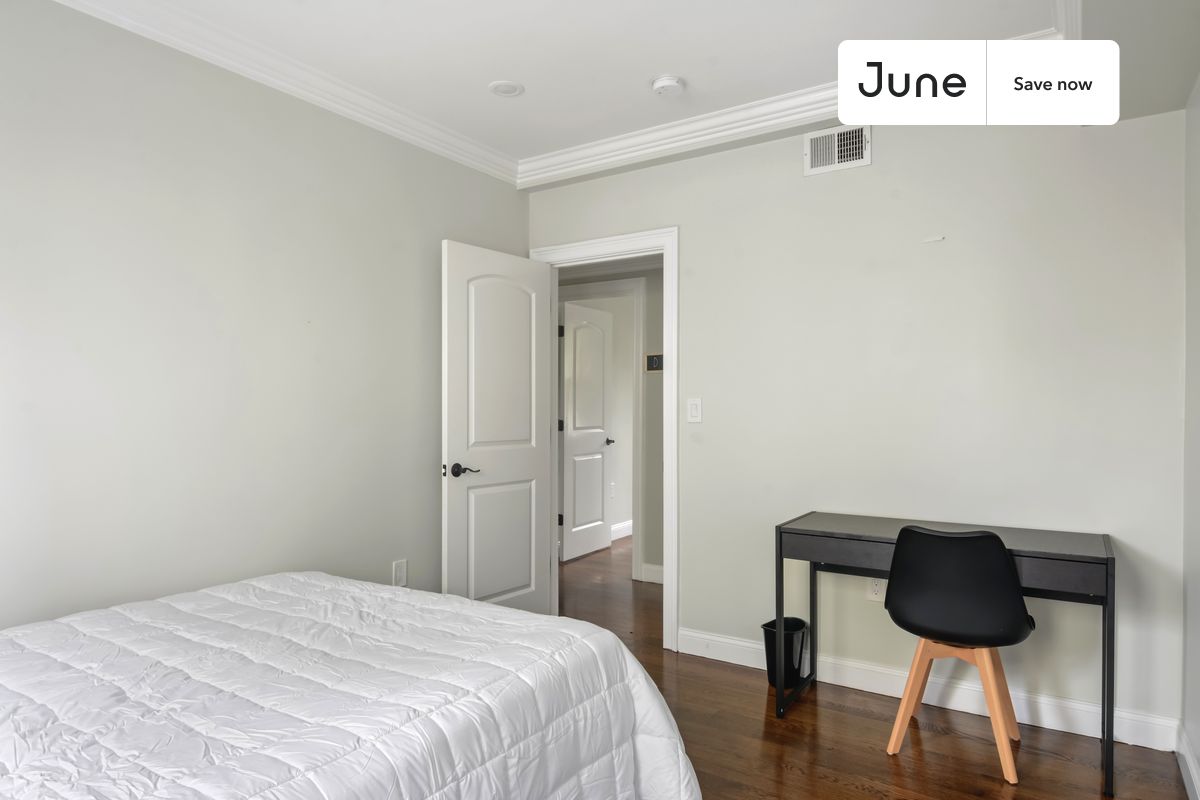 Photos of apartment on Washington St.,Boston MA 02135