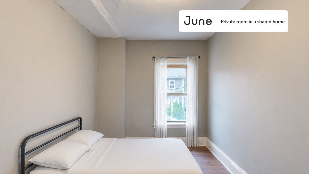 Pictures of  property for rent on Islington St., Boston, MA 02134