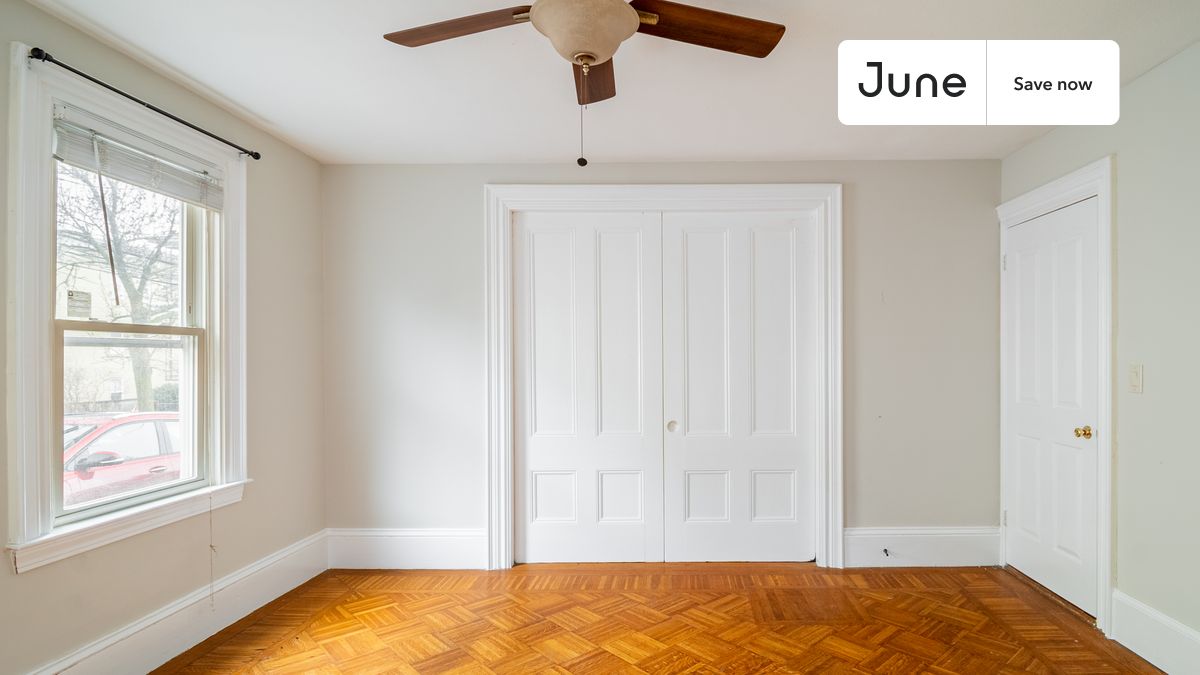 Photos of apartment on Glen St.,Boston MA 02145