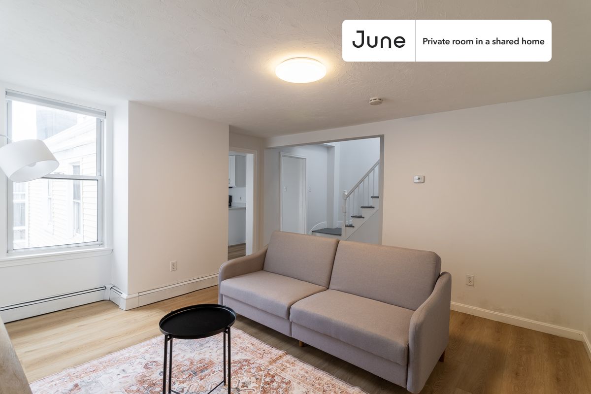 Photos of apartment on Winter St.,Boston MA 02141