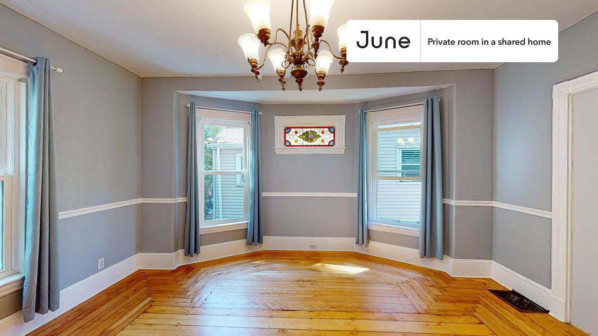 Pictures of  property for rent on Saunders St., Boston, MA 02134