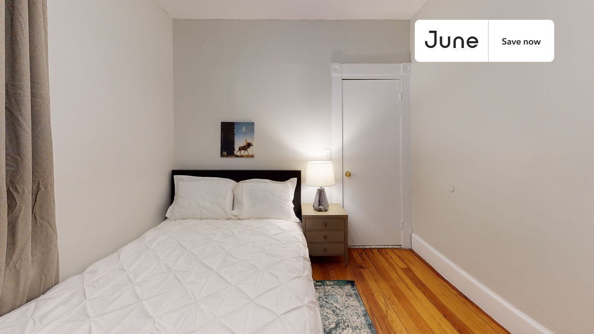 Photos of apartment on Craigie St.,Boston MA 02143