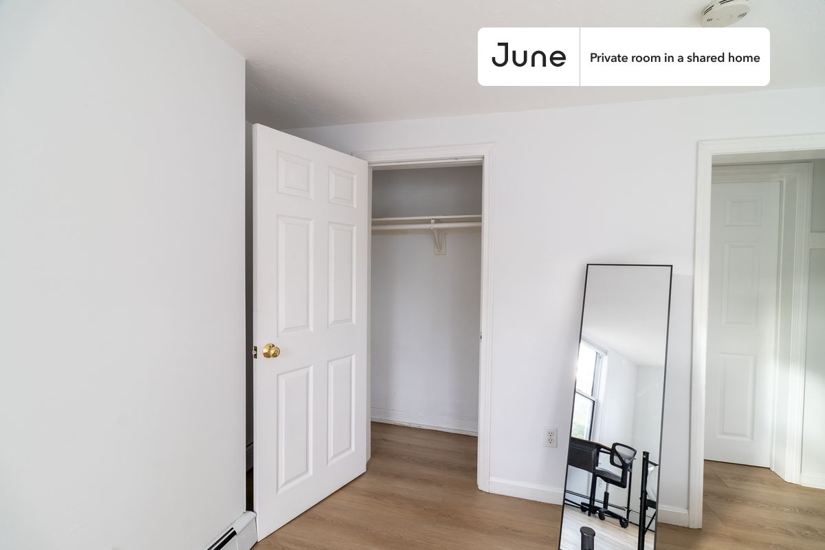 Photos of apartment on Winter St.,Boston MA 