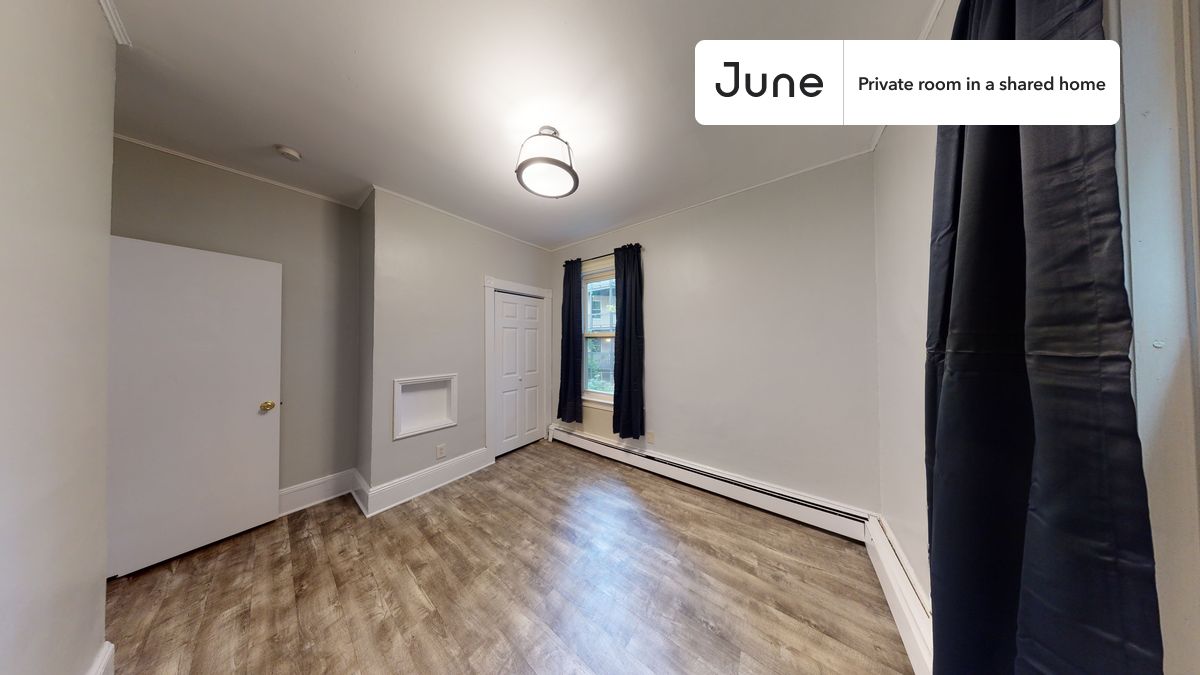 Photos of apartment on Calumet St.,Boston MA 02120