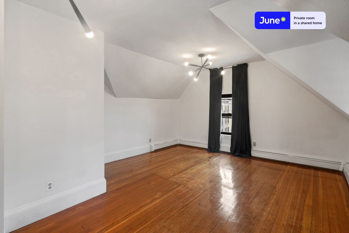 Photos of apartment on Chiswick Rd.,Boston MA 02135