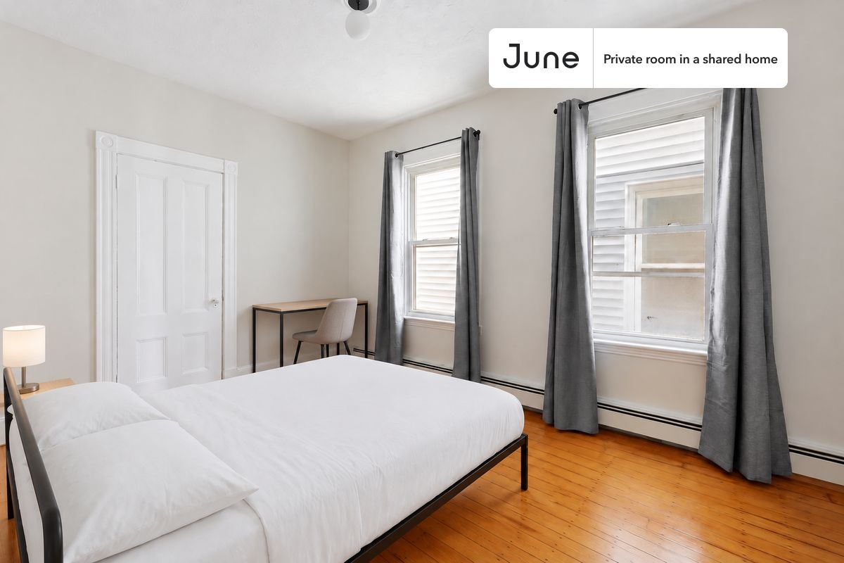 Pictures of  property for rent on School St., Boston, MA 02119