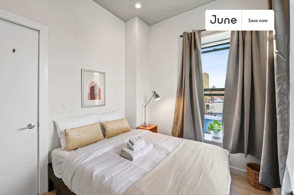 Full bedroom in 6 bed/2 bath home in Bedford-Stuyvesant  #374 3F New York 1