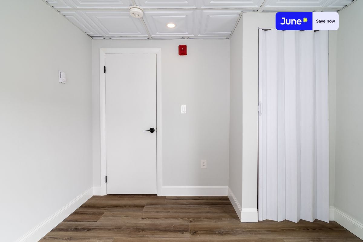 Photos of apartment on Cross St.,Boston MA 02145