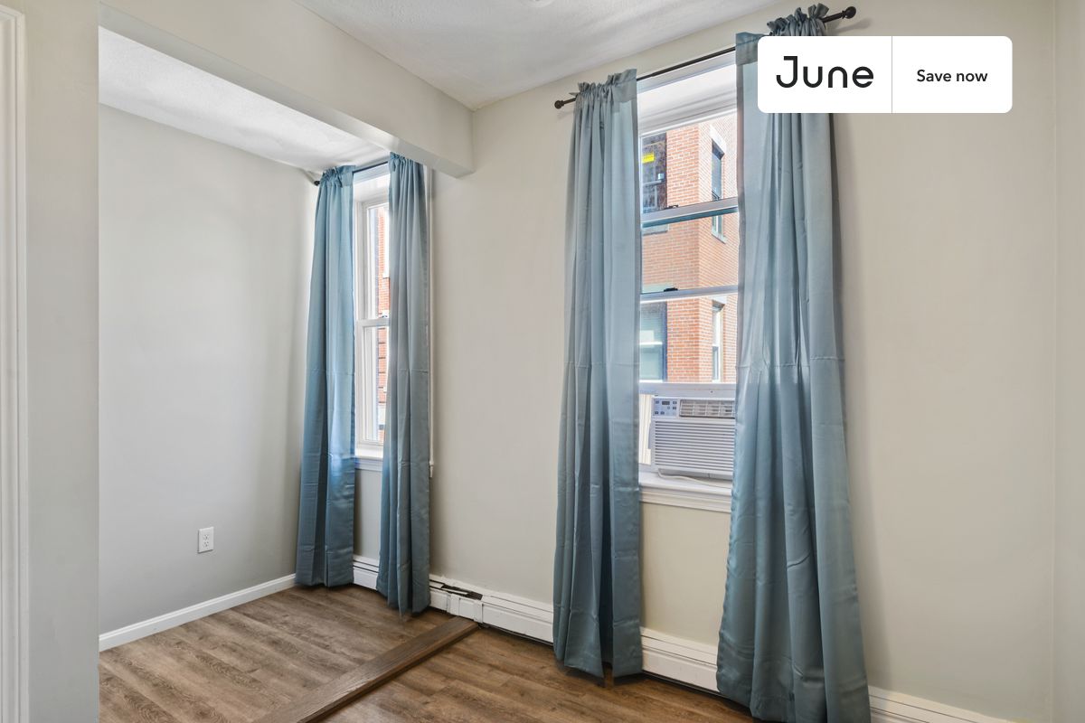 Photos of apartment on North Bennet,Boston MA 02113