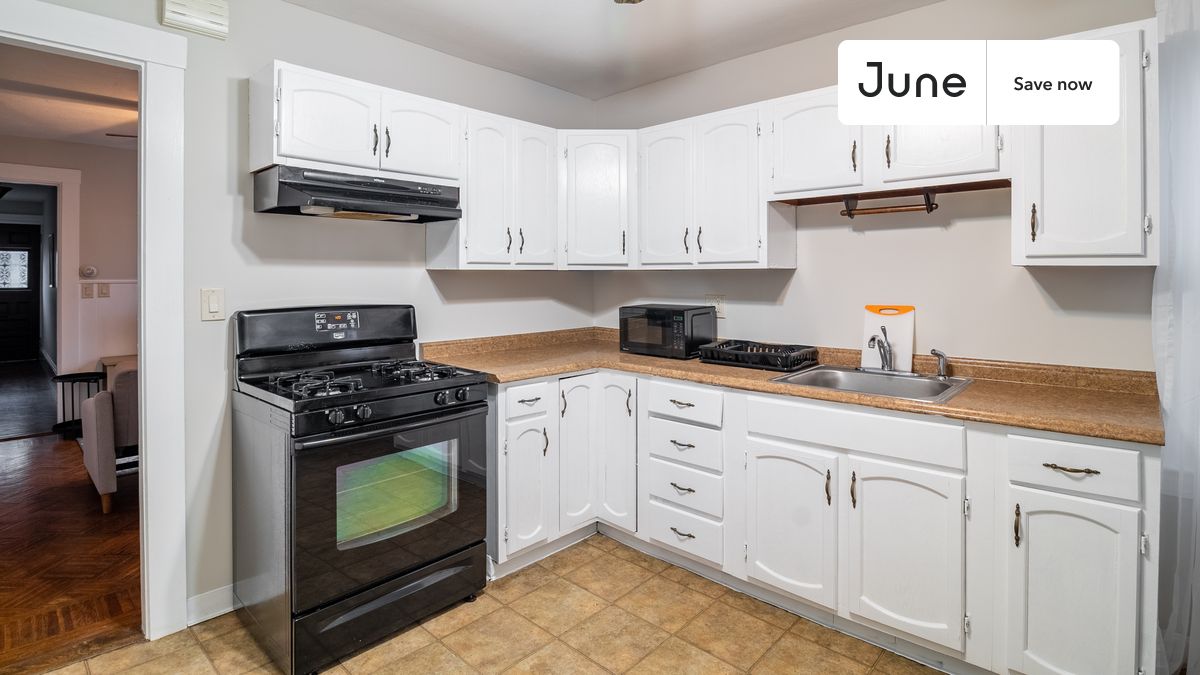 Photos of apartment on Glen St.,Boston MA 02145