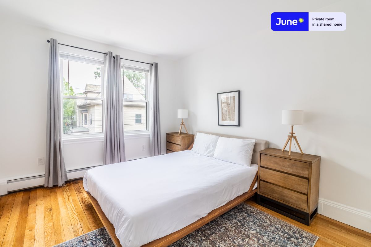 Pictures of  property for rent on Newcastle Rd., Boston, MA 02135