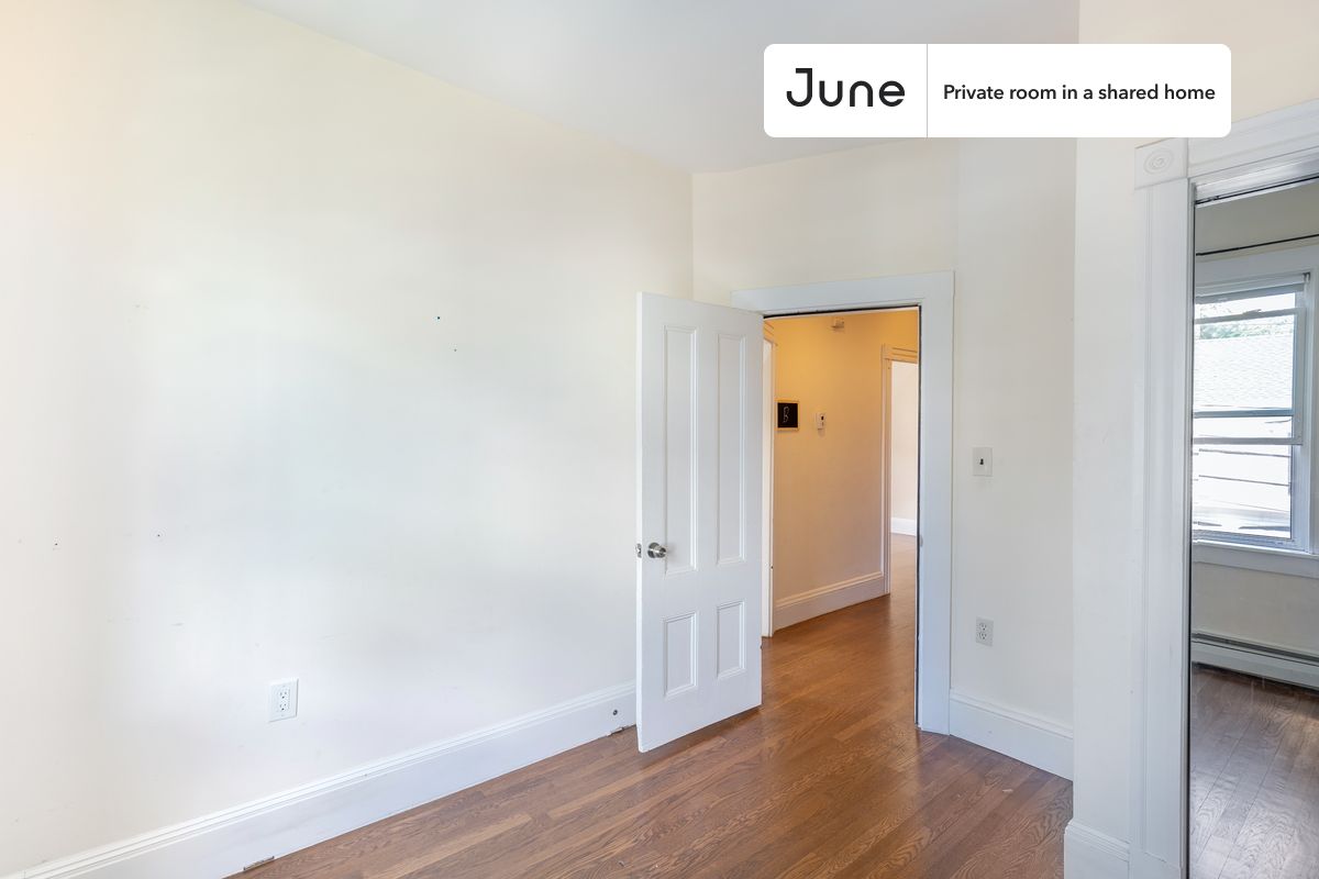 Photos of apartment on Buttonwood St.,Boston MA 02125