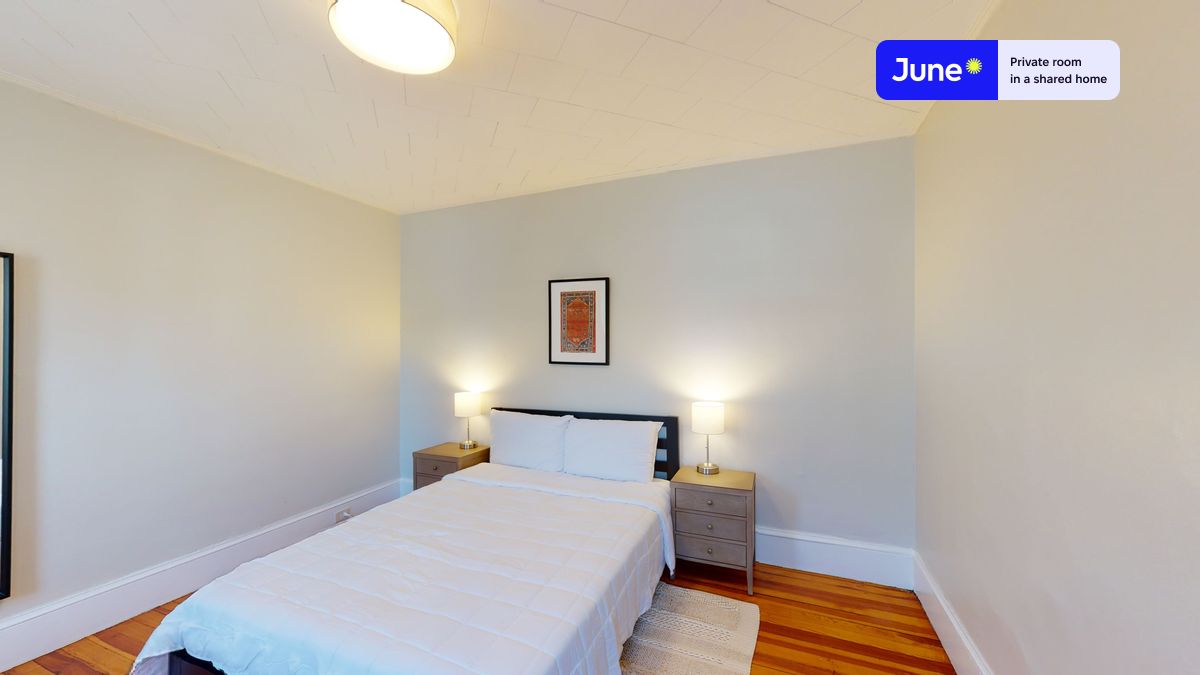 Pictures of  property for rent on Craigie St., Boston, MA 02143