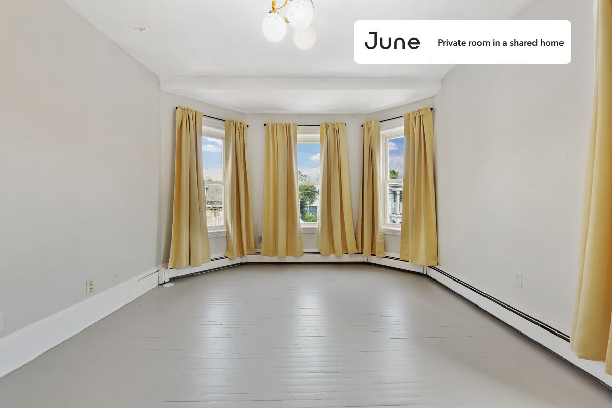 Photos of apartment on Easton St.,Boston MA 02134