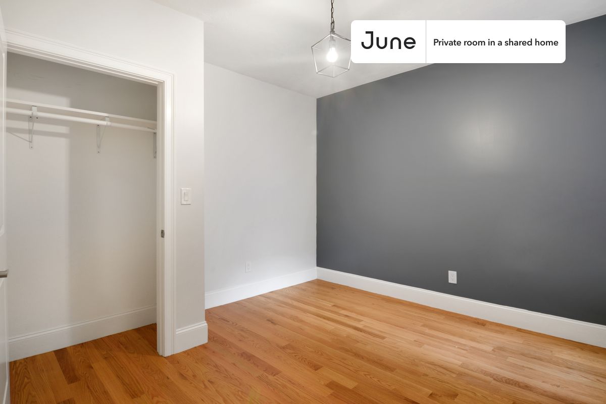 Photos of apartment on Kelton St.,Boston MA 02134