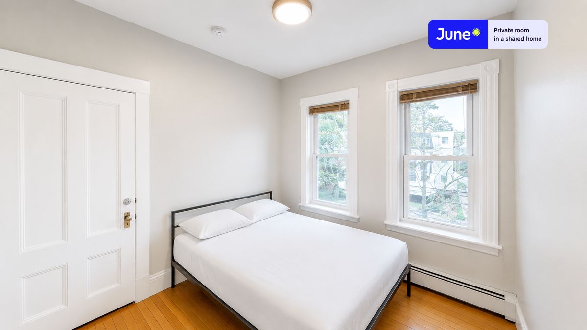 Pictures of  property for rent on Easton St., Boston, MA 02134