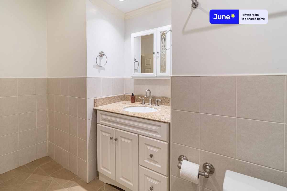 Photos of apartment on Chiswick Rd.,Boston MA 02135