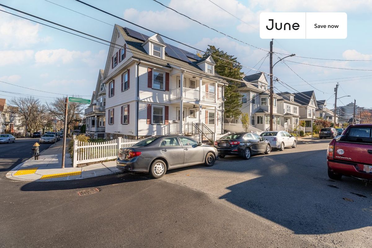 Photos of apartment on Montcalm St.,Boston MA 02135