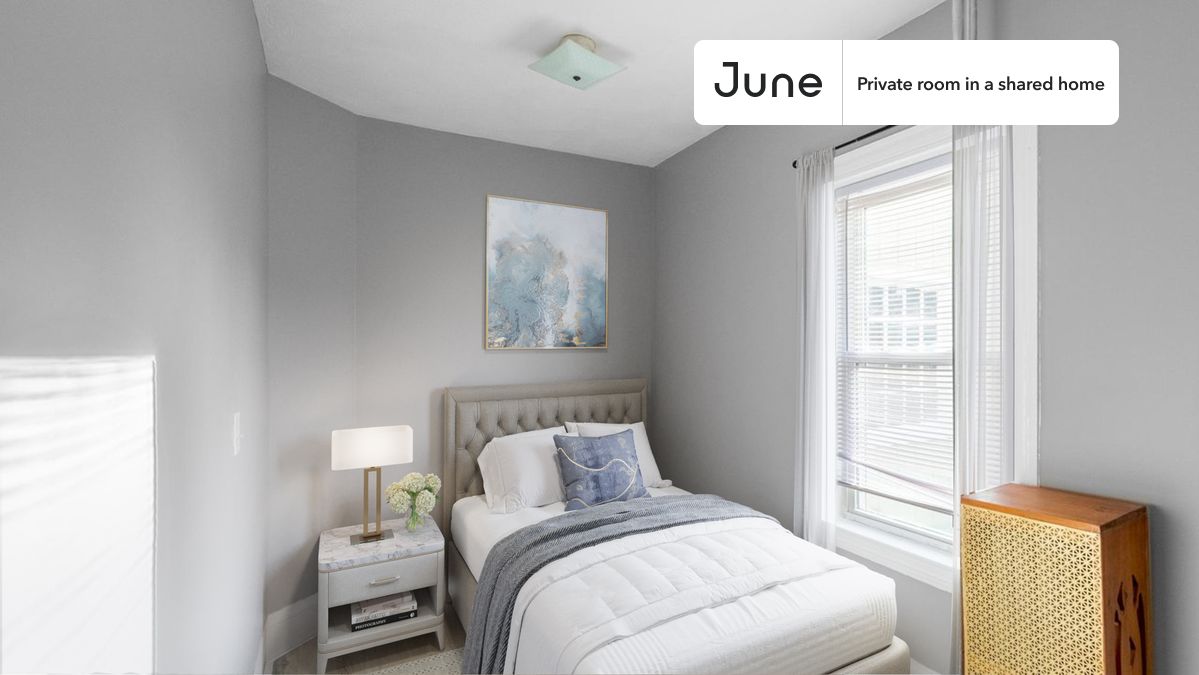 Photos of apartment on Beacon St.,Boston MA 02143