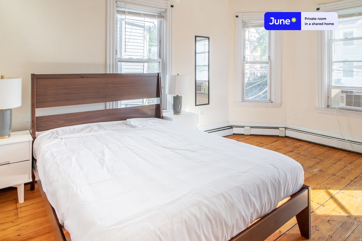 Photos of apartment on Calumet St.,Boston MA 02120