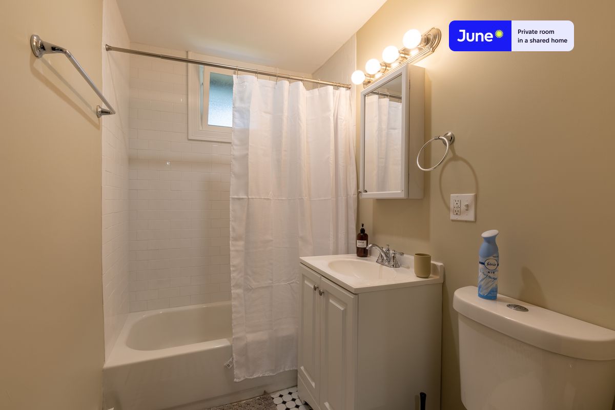 Photos of apartment on Academy Hill Rd.,Boston MA 02135