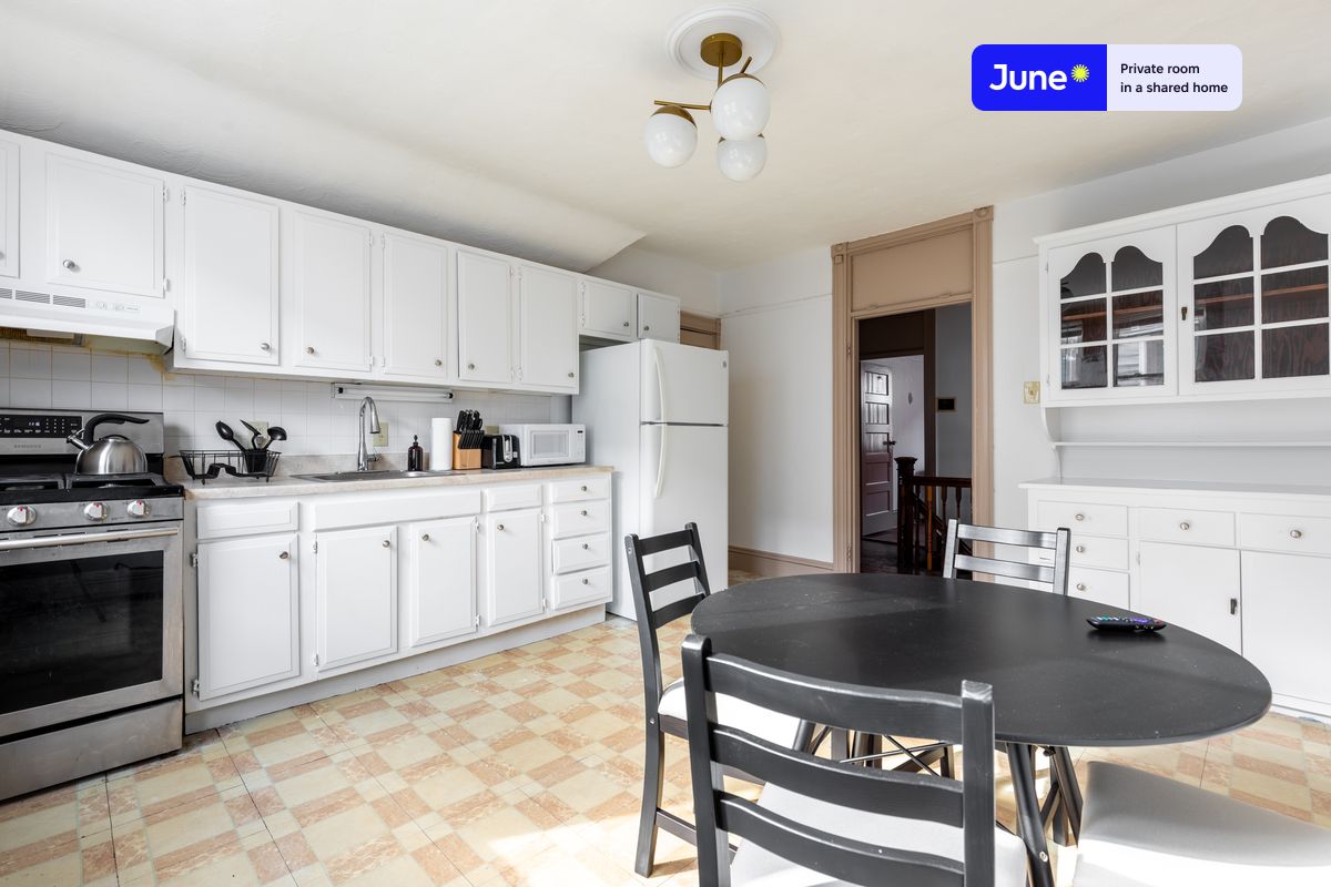 Photos of apartment on Washington St.,Boston MA 02121