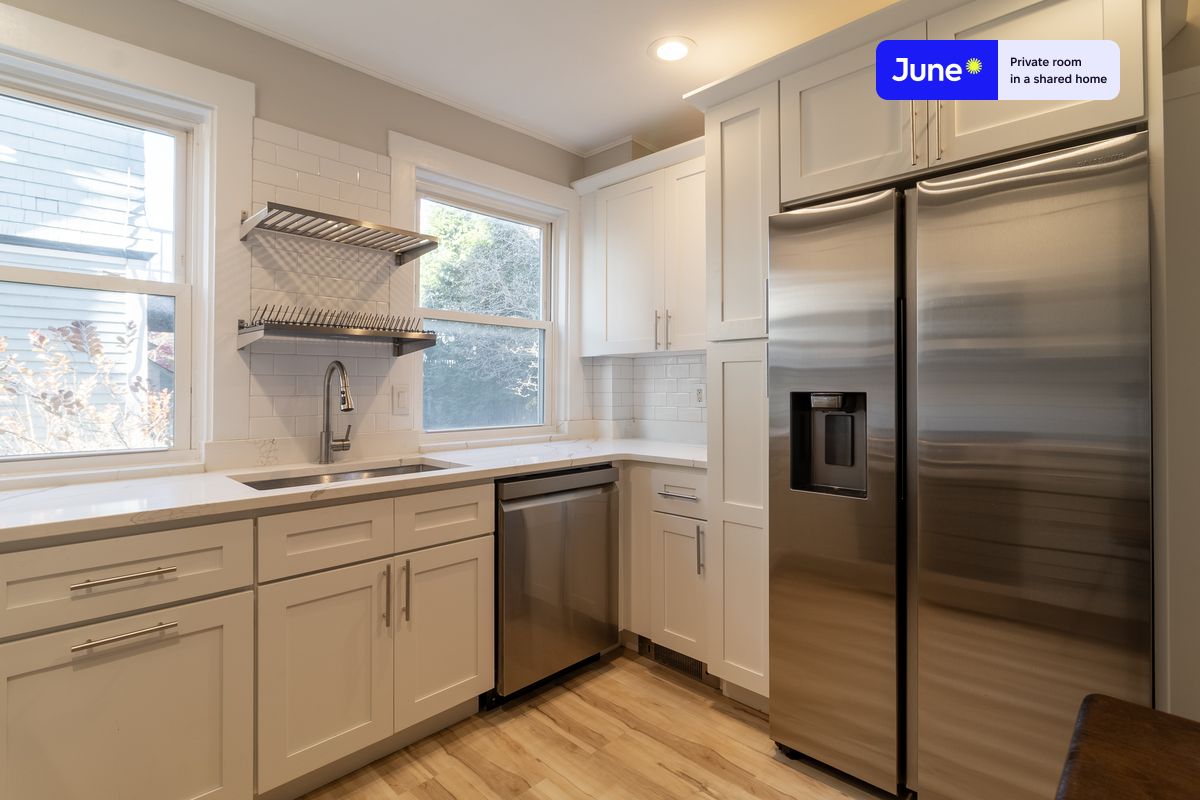 Photos of apartment on Brook St.,Boston MA 02445