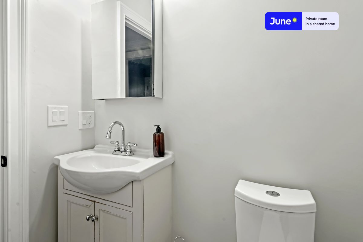 Photos of apartment on Washington St.,Boston MA 02135