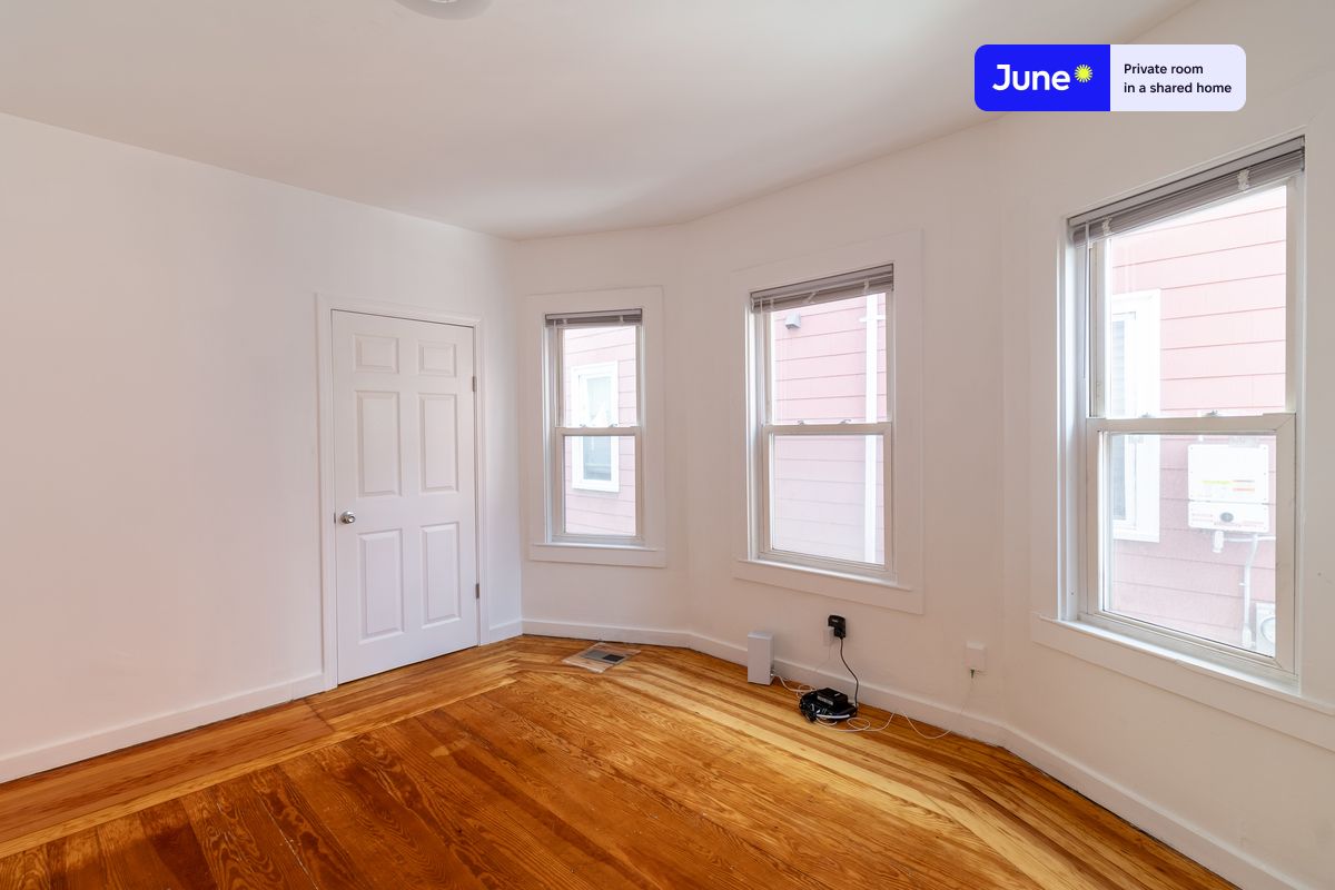 Photos of apartment on Harvest St.,Boston MA 02125