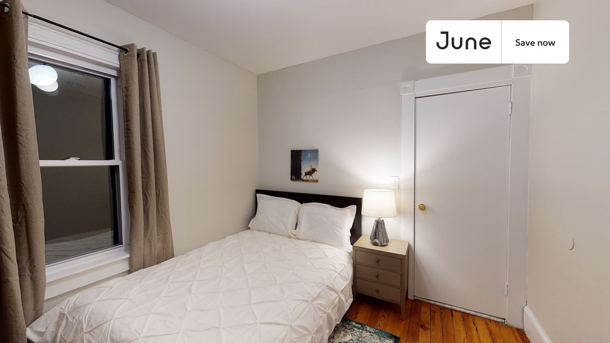 Photos of apartment on Craigie St.,Boston MA 02143