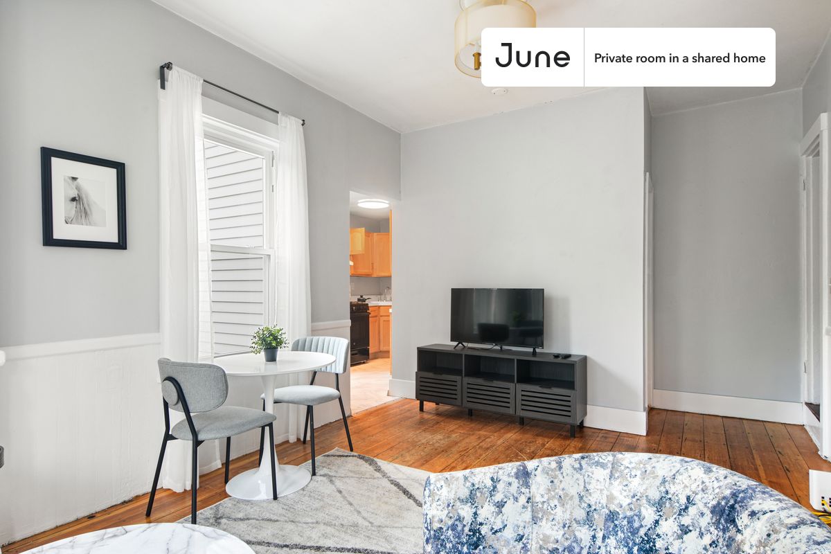 Photos of apartment on Greylock Rd.,Boston MA 02134