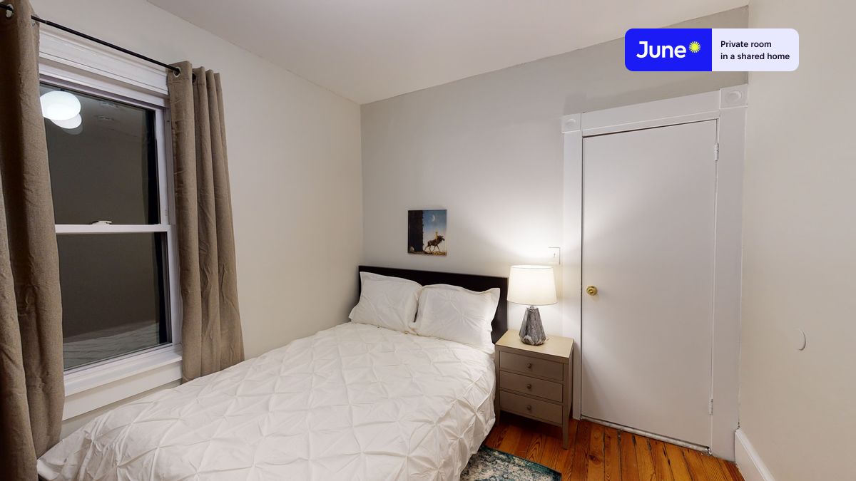 Pictures of  property for rent on Craigie St., Boston, MA 02143