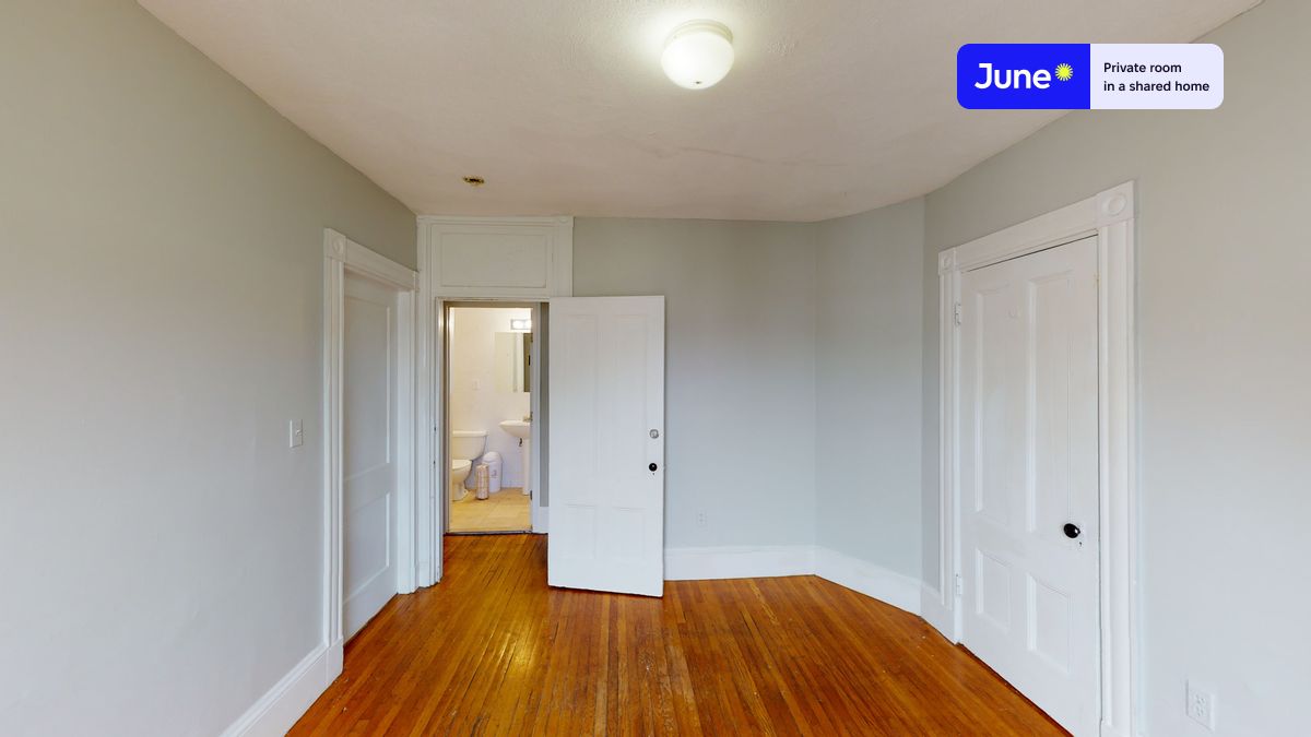 Photos of apartment on Easton St.,Boston MA 02134