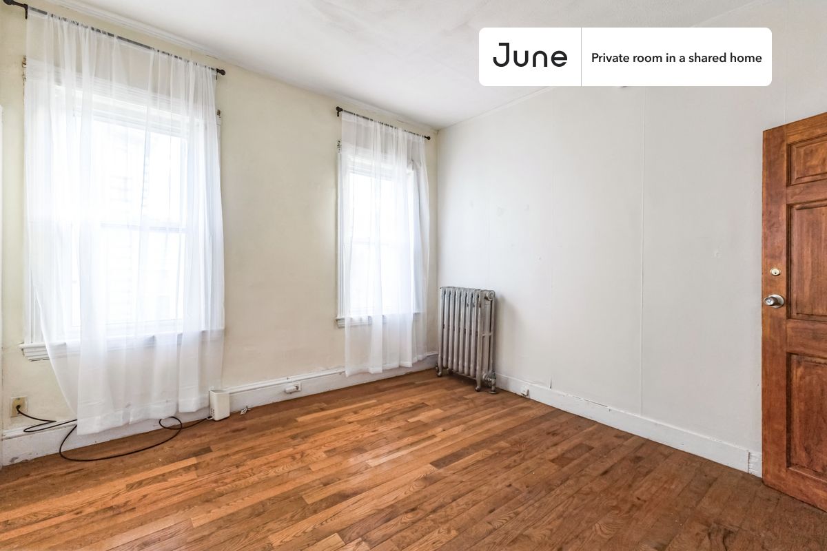 Photos of apartment on River St.,Boston MA 02139