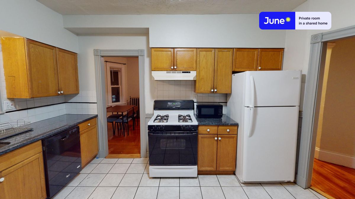 Photos of apartment on Coolidge Rd.,Boston MA 02134