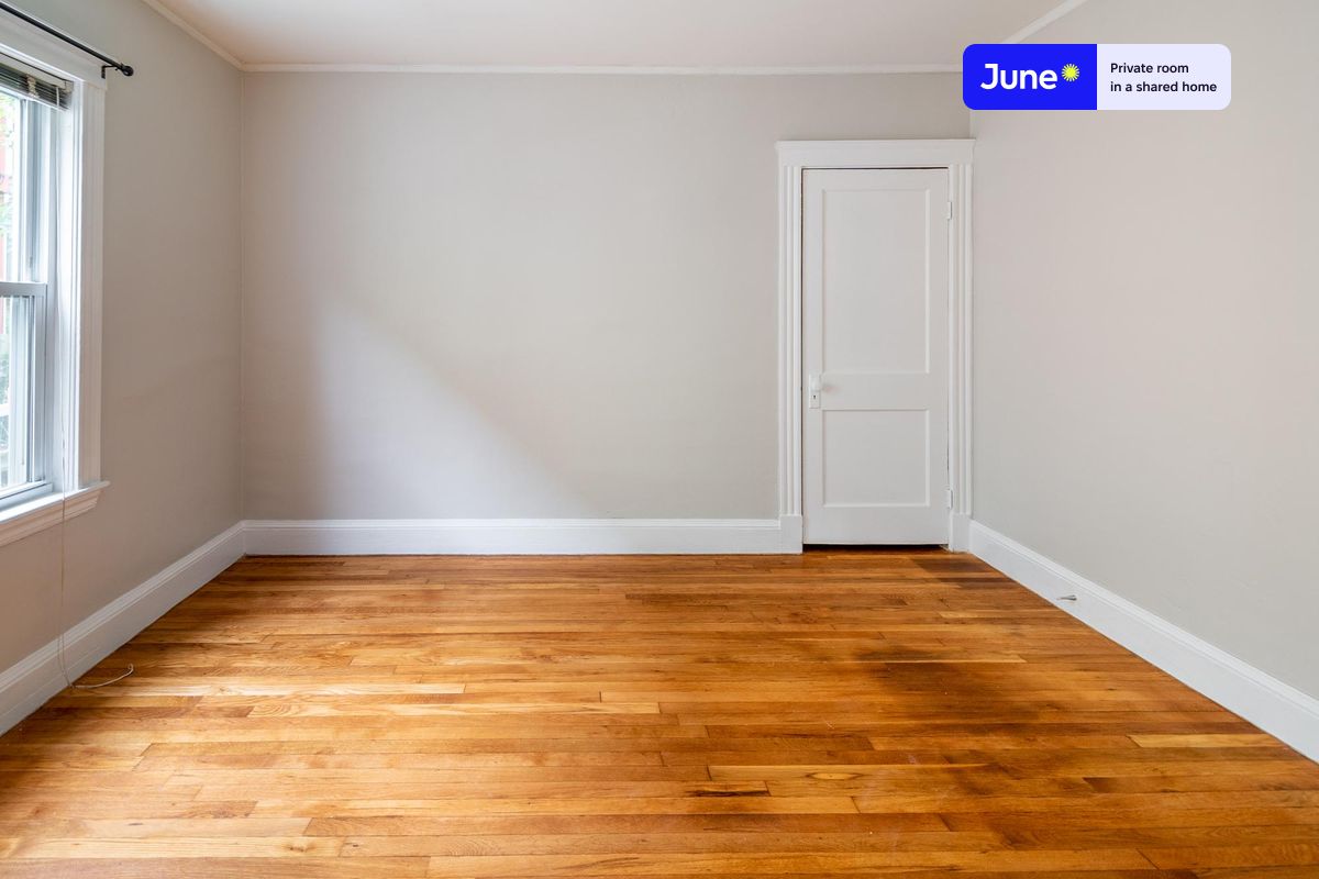 Photos of apartment on Hillside St.,Boston MA 02120