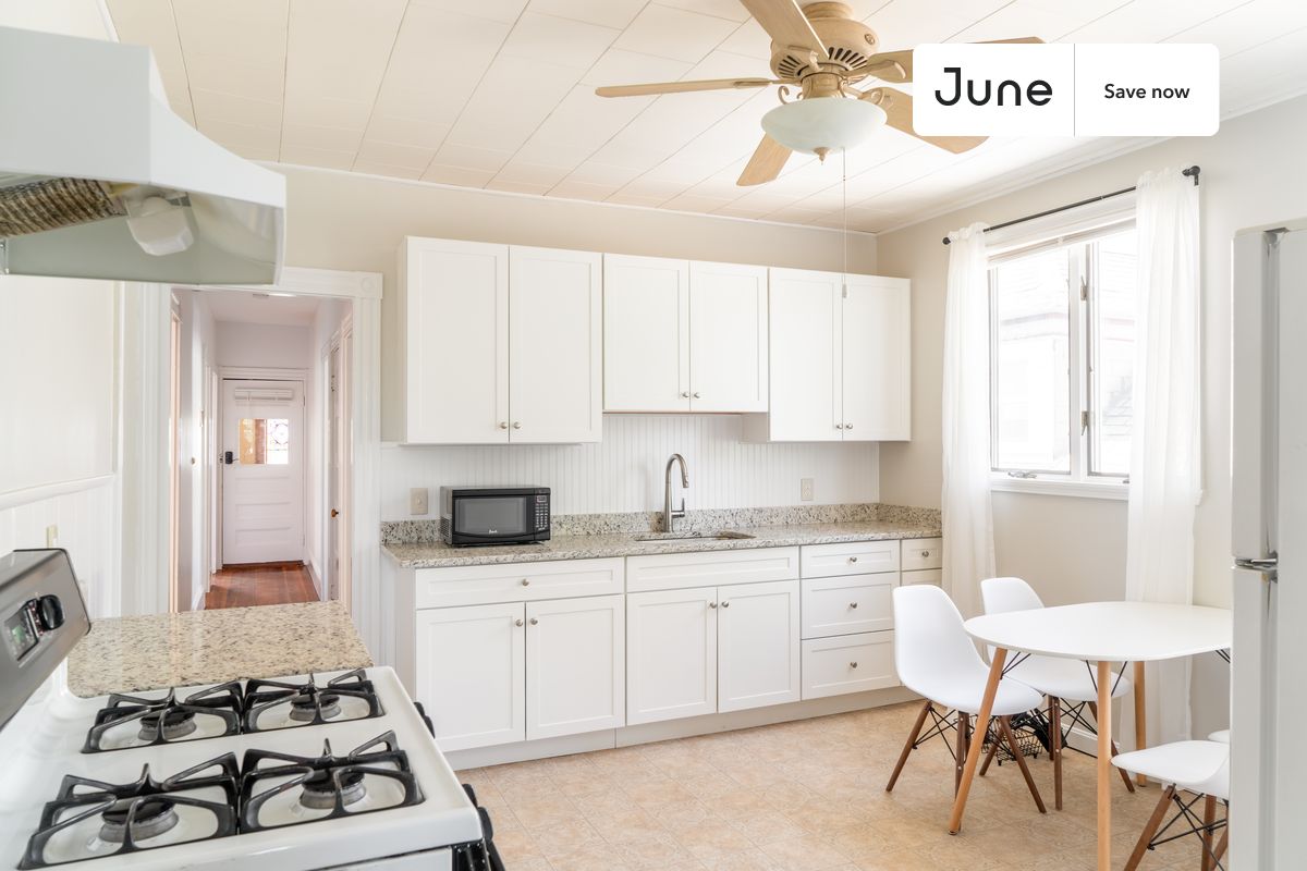Dorchester, Boston, MA - 5 Beds, 1 Bath - $5,875 - ID#4397738