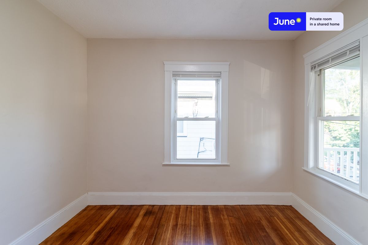Photos of apartment on Easton St.,Boston MA 02134
