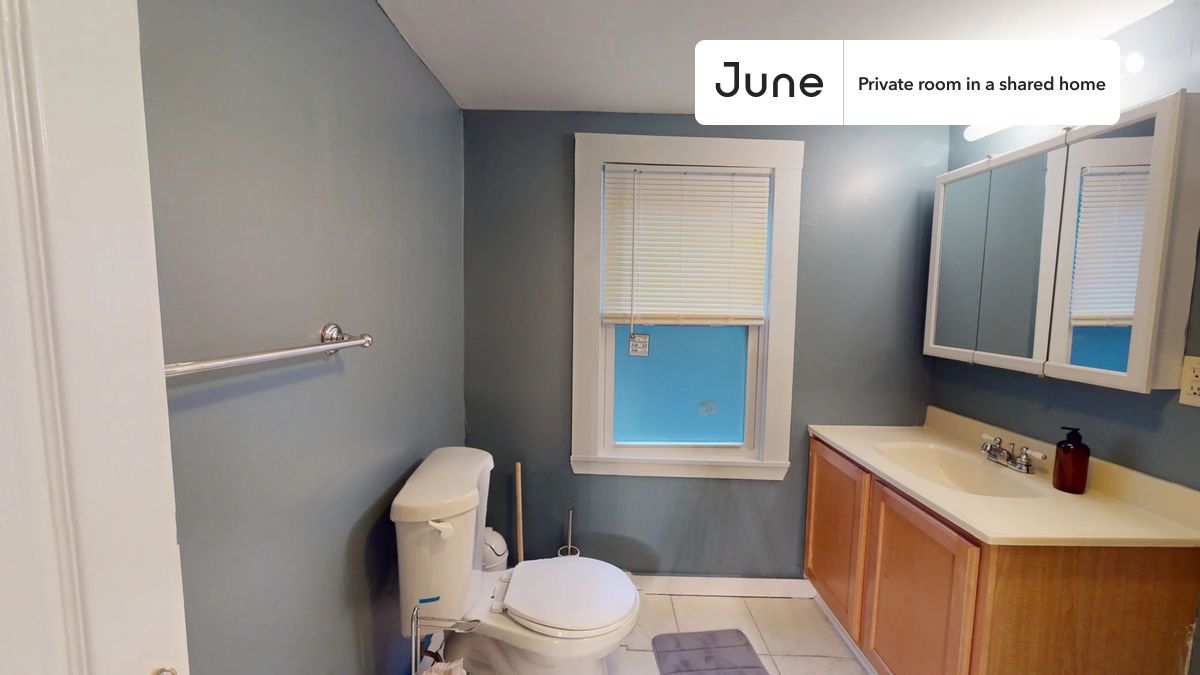 Photos of apartment on Greylock Rd.,Boston MA 02134