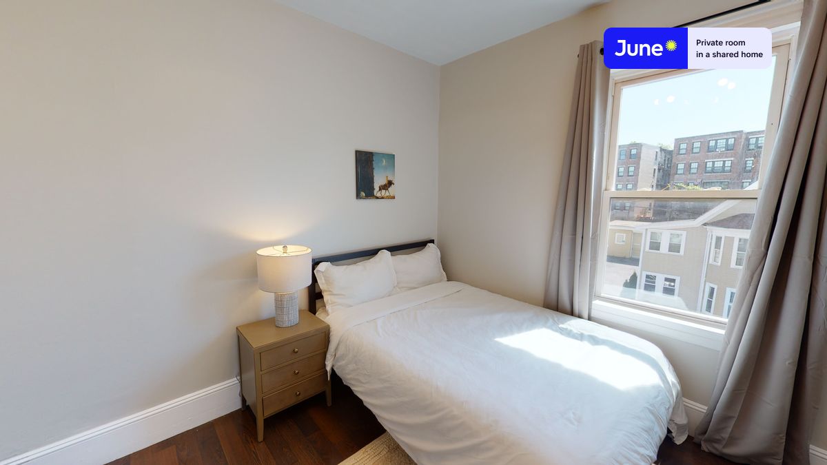 Pictures of  property for rent on Glenway St., Boston, MA 02121