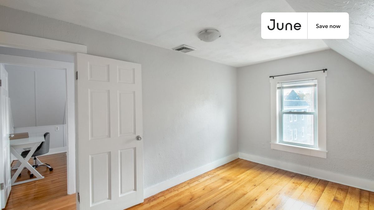Photos of apartment on Flint St.,Boston MA 02145