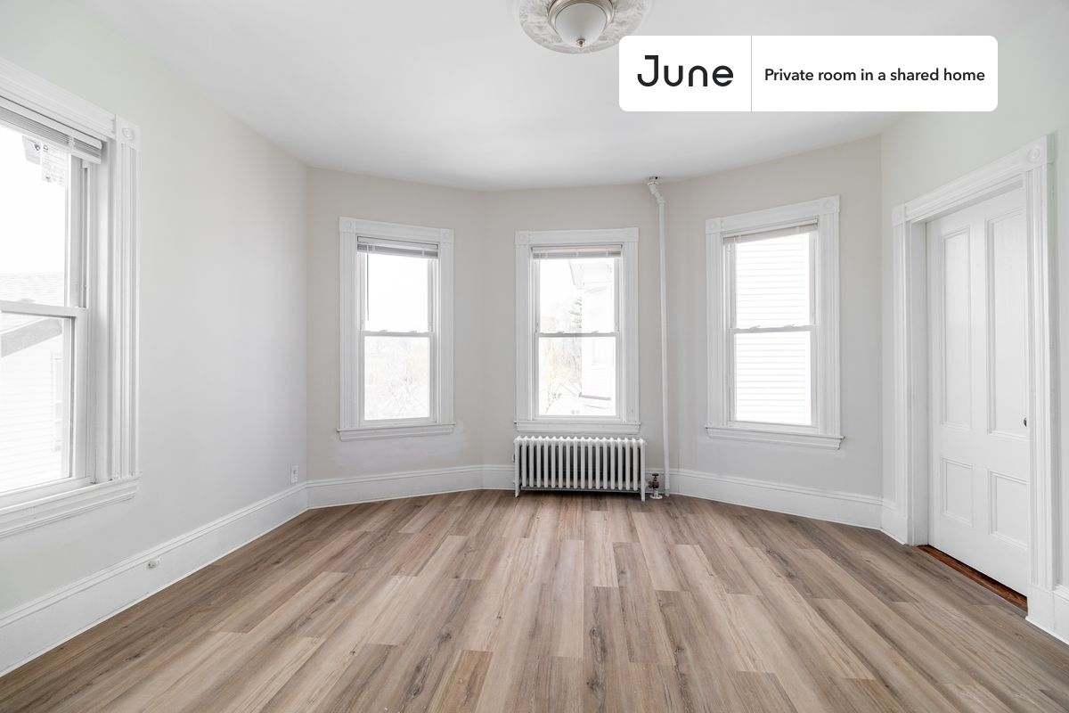 Pictures of  property for rent on Romar Ter., Boston, MA 02119