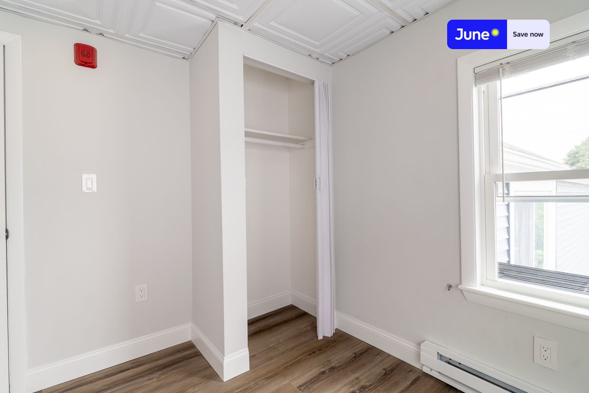 Photos of apartment on Cross St.,Boston MA 02145